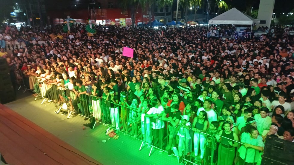 O povo esteve presente